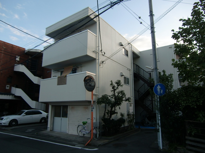 鉄骨ＡＬＣ造アパート 外装リフォーム シールの打ち直しと外壁塗替えで漏水も補修