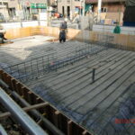 基礎鉄筋工事です。 耐圧版は13㎜鉄筋をダブルで組みました。